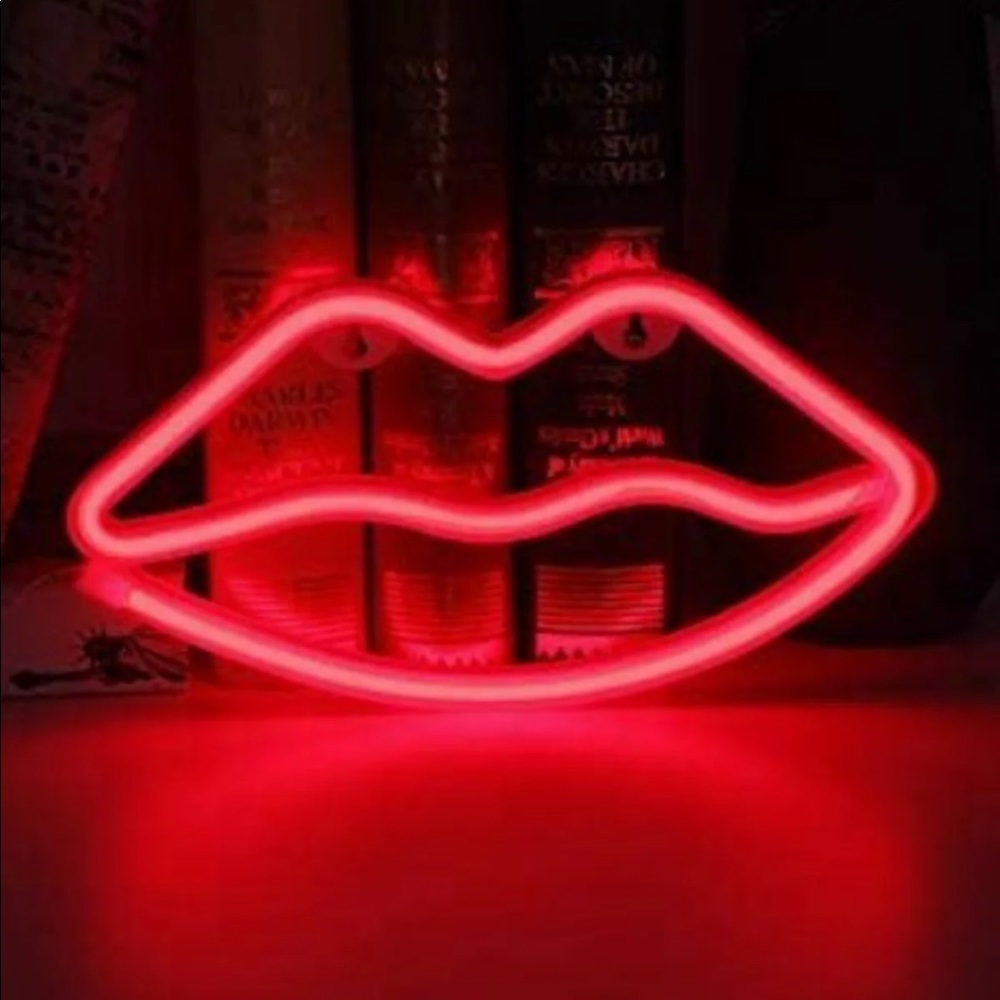 LED Lip Light